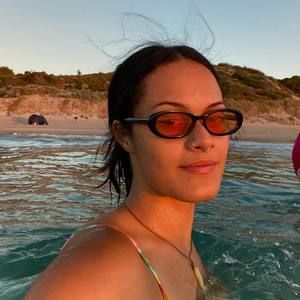 Meet your Posher, Leilani